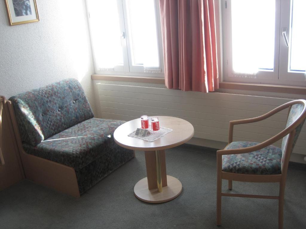 Hotel Des Alpes Realp 部屋 写真