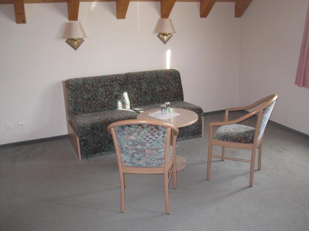 Hotel Des Alpes Realp 部屋 写真